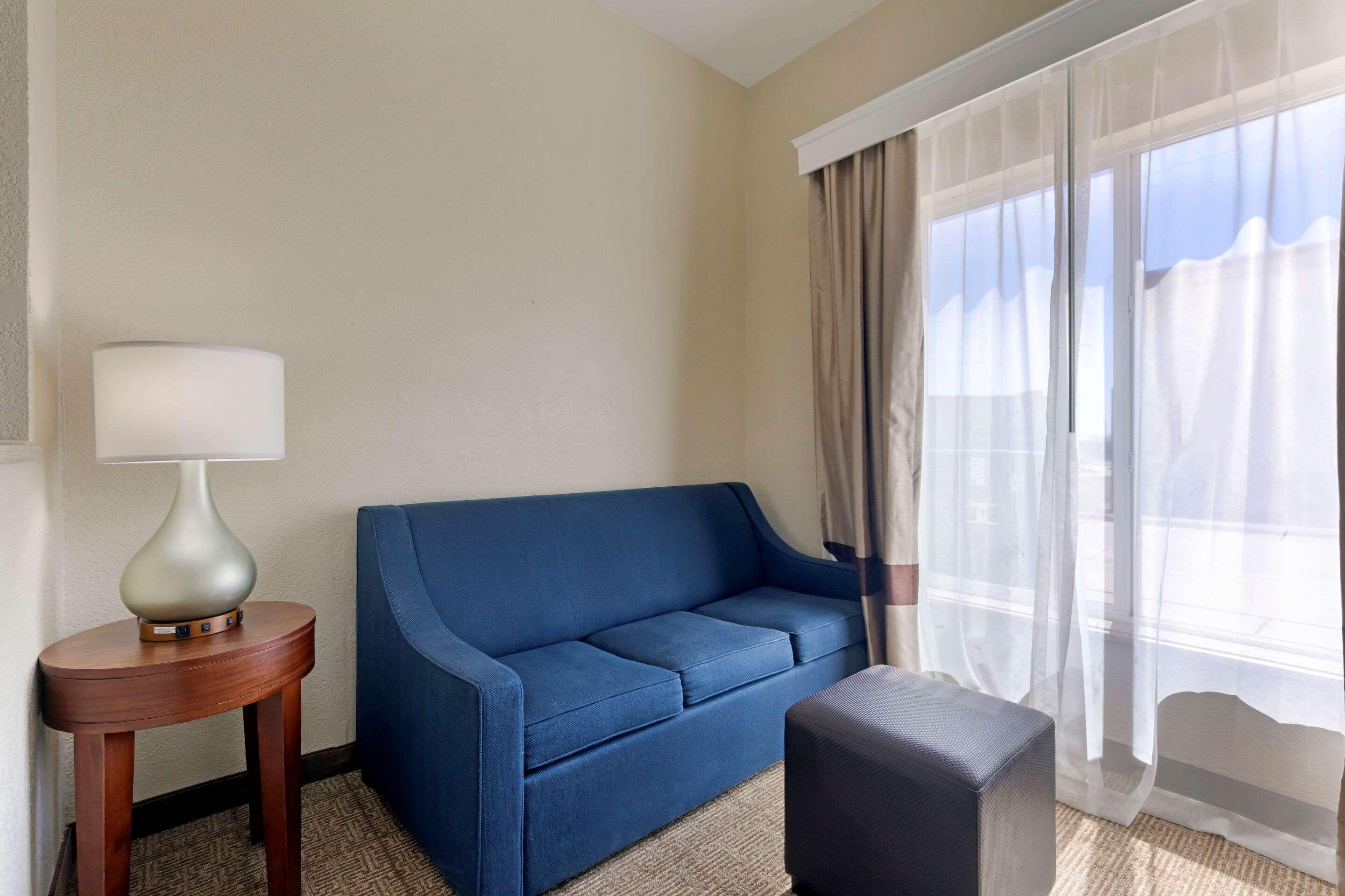 Comfort Suites Ґейнсвілл Екстер'єр фото