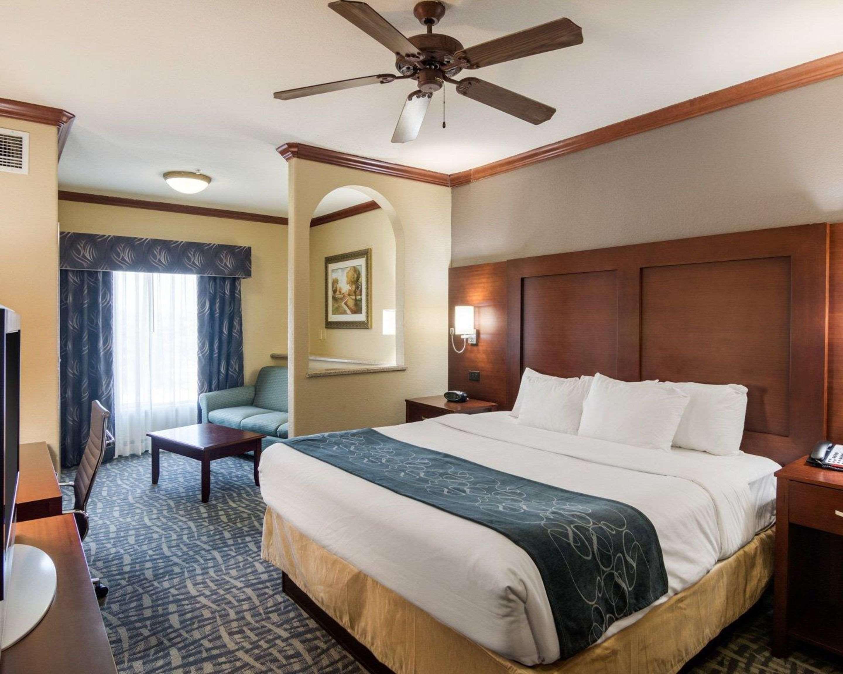 Comfort Suites Ґейнсвілл Екстер'єр фото