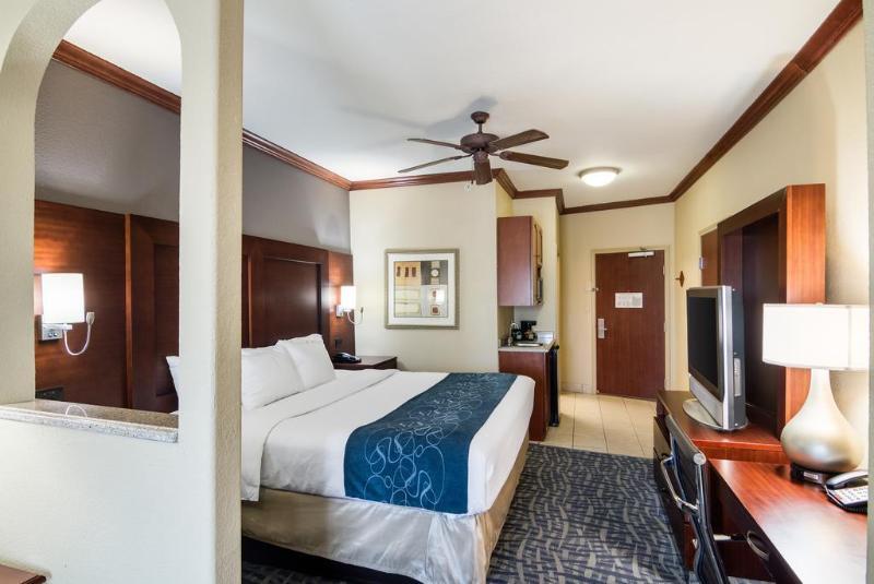 Comfort Suites Ґейнсвілл Екстер'єр фото